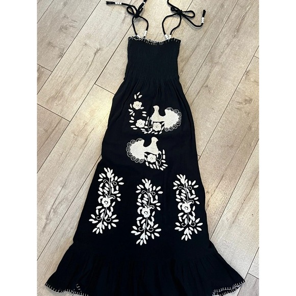 Vava by Joy Han Dresses & Skirts - VaVa by Joy Han Maxi Dress Womens XS Black White Embroidered Boho Peasant Hippie